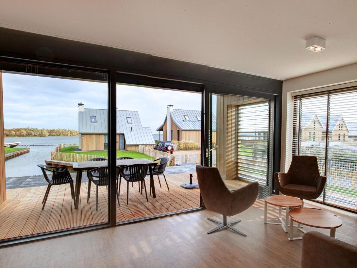 Modern Lodge On The Water In A National Park Tholen Zewnętrze zdjęcie